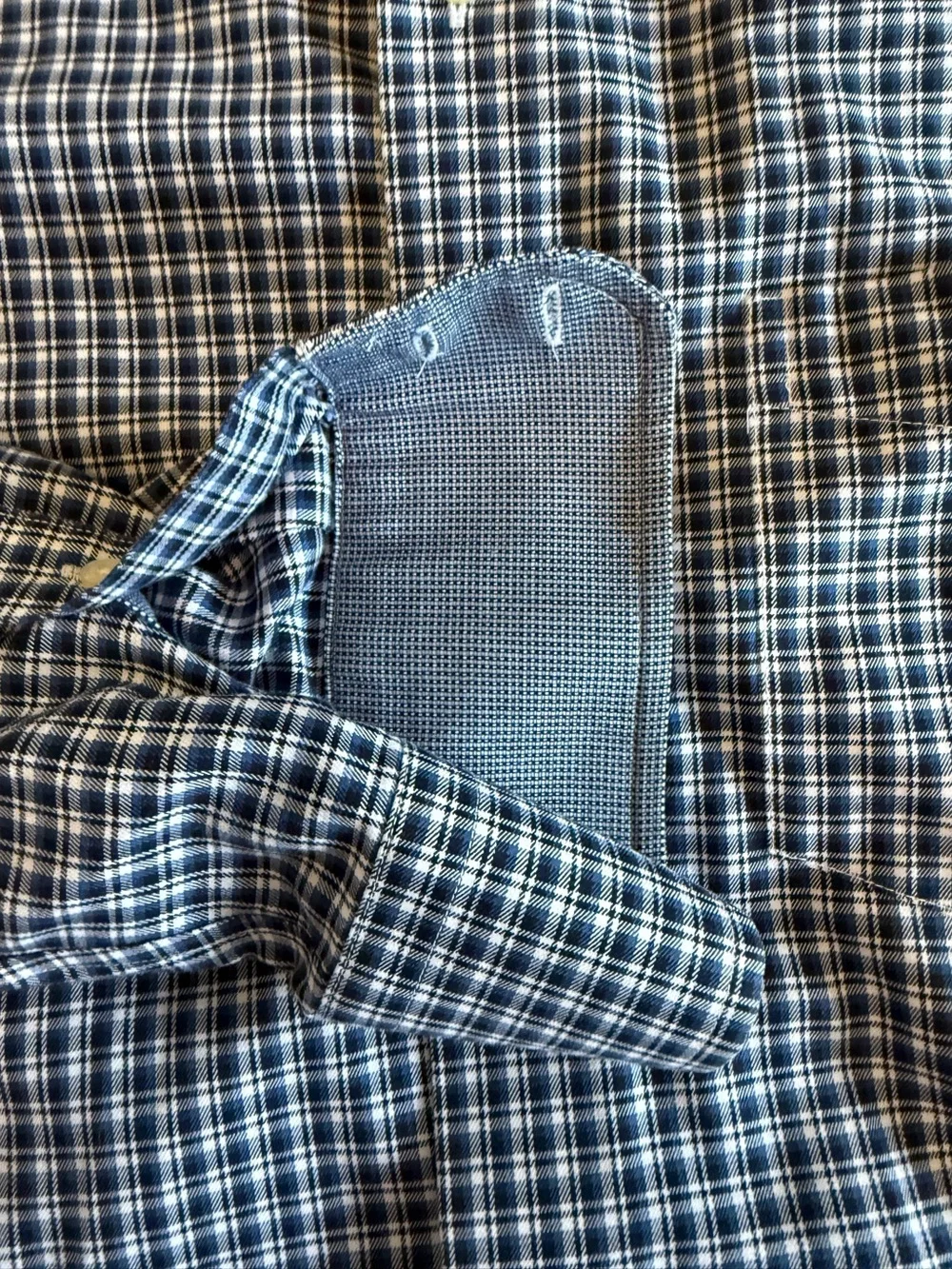 Banana Republic Men’s Non-Iron Tailored Slim Fit Plaid Shirt – Size Large